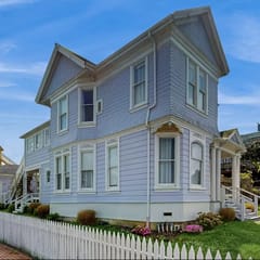 Lilac Victorian House of Eureka